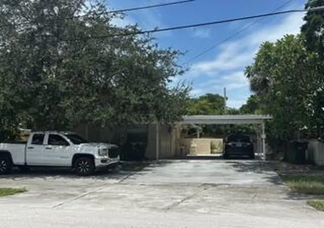 1st image of 405 Ne 3rd Ave, Delray Beach, FL 33444 | MLS# B26064439