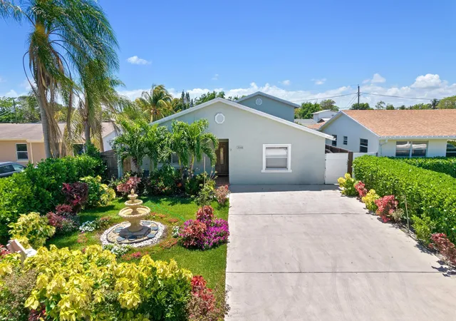 1st image of 328 Hastings St, Boca Raton, FL 33487 | MLS# B26064553