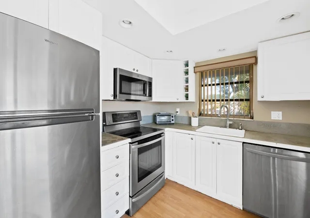 2nd image of 13771 Via Aurora #D, Delray Beach, FL 33484 | MLS# B26064640