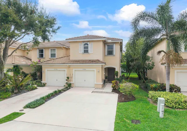 1st image of 13804 Creston Pl, Wellington, FL 33414 | MLS# B26064651
