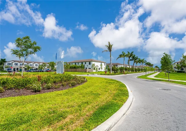 Photo 3 of Townhouse for sale at 23469 Sw 129th Pl, Homestead, FL 33032 | MLS# A12071486 | Listing updated on 2026-08-16