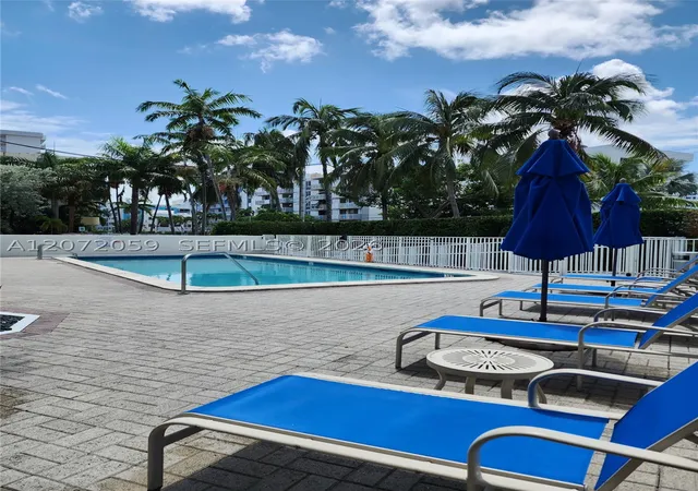 Photo 3 of Condo for sale at 1688 West Ave #506, Miami Beach, FL 33139 | MLS# A12072059 | Listing updated on 2026-08-19