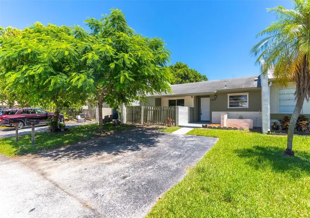 Photo 2 of Sale Pending at 11209 Sw 125th Pl, Kendall, FL 33186 | MLS# A12071882 | Listing updated on 2026-08-25