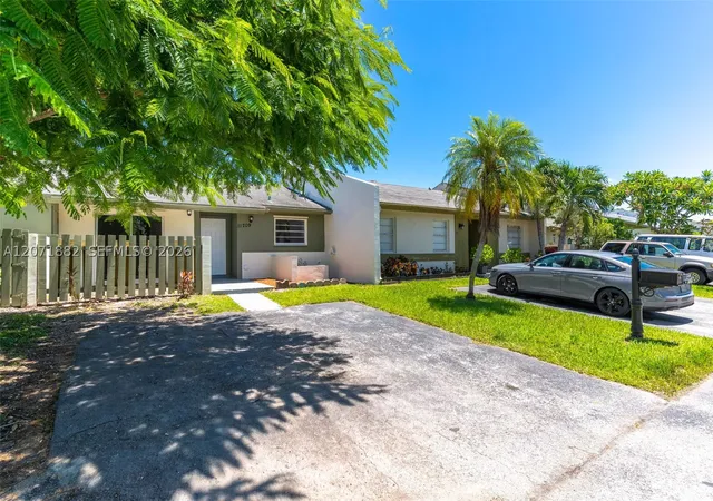 Photo 3 of Sale Pending at 11209 Sw 125th Pl, Kendall, FL 33186 | MLS# A12071882 | Listing updated on 2026-08-25