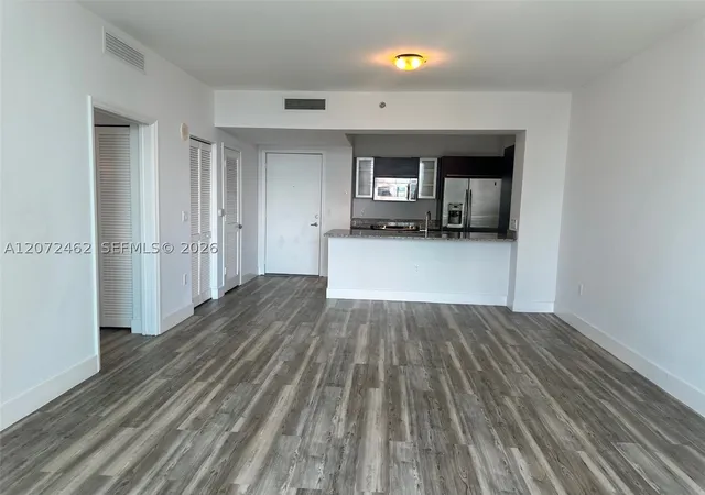 Photo 4 of Condo for sale at 951 Brickell Ave #3403, Miami, FL 33131 | MLS# A12072462 | Listing updated on 2026-09-24