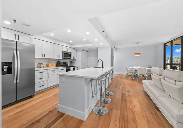 1st image of 955 Egret Cir #408, Delray Beach, FL 33444 | MLS# B26065127