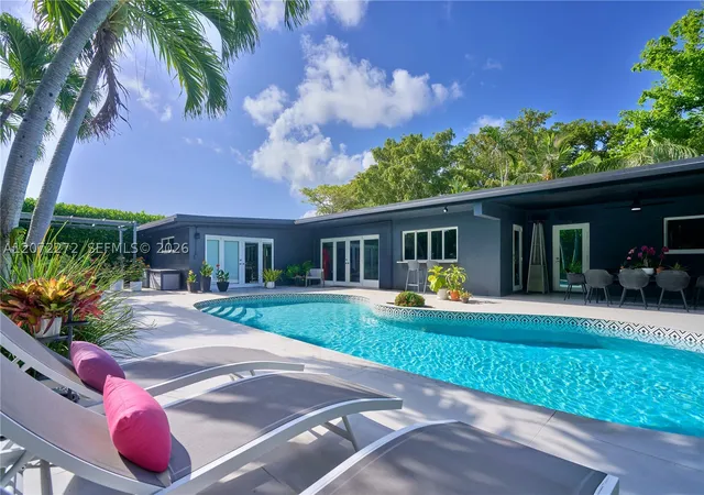 Photo 3 of Single family home for sale at 2155 Ne 191st Dr, North Miami Beach, FL 33179 | MLS# A12072272 | Listing updated on 2026-10-01