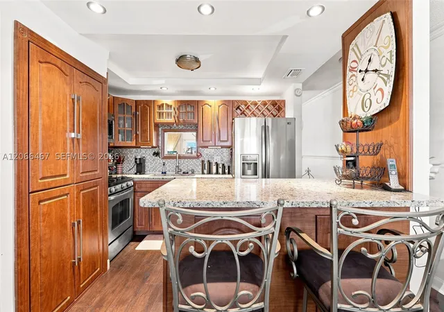 Photo 3 of Condo for sale at 5900 Nw 17Th Pl #203, Sunrise, FL 33313 | MLS# A12066467 | Listing updated on 2026-08-17