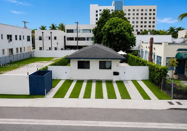 Multi family home for sale at 2247 Sw 9Th St, Miami, FL 33135 | MLS# A12061279