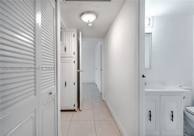 Listing Photo 5 - Condo for sale in building located at 2000 Atlantic Shores Blvd, Hallandale Beach, FL 33009 - Unit #107