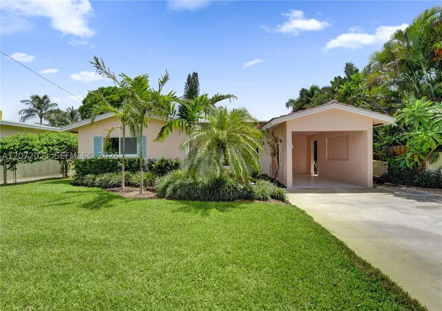 Photo 1 of Single family home for sale at 1524 Ne 37th St, Oakland Park, FL 33334 | MLS# A12072023 | Listing updated on 2026-10-08