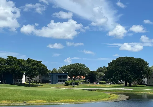 5th image of 125 Piedmont C, Delray Beach, FL 33484 | MLS# B26065607