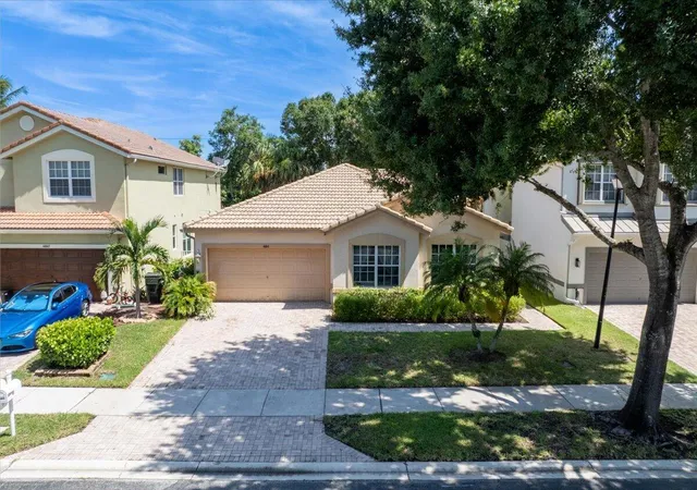 2nd image of 4841 N Classical Blvd, Delray Beach, FL 33445 | MLS# B26065771