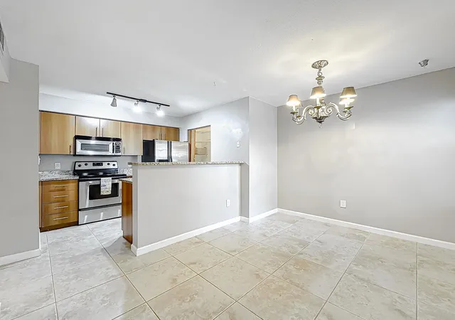 5th image of 1020 Crystal Wy, Delray Beach, FL 33444