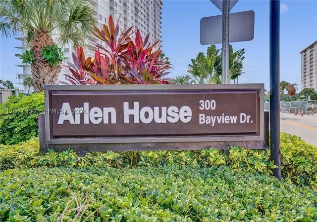 Photo 2 of Condo for sale at 300 Bayview Dr #1707, Sunny Isles Beach, FL 33160 | MLS# A12071906 | Listing updated on 2026-10-03