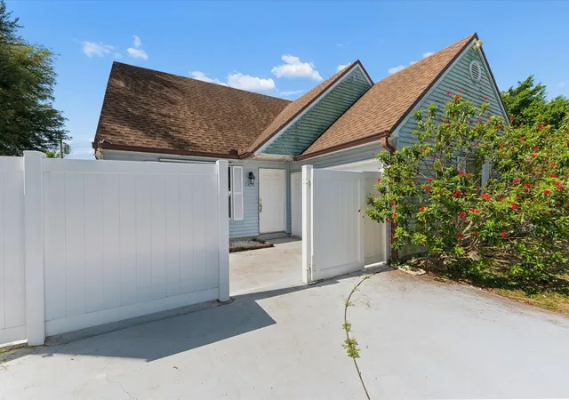 3rd image of 5414 Sunrise Blvd, Delray Beach, FL 33484 | MLS# B26065811