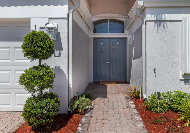 4th image of 15305 Summer Lake Dr, Delray Beach, FL 33446 | MLS# B26065843