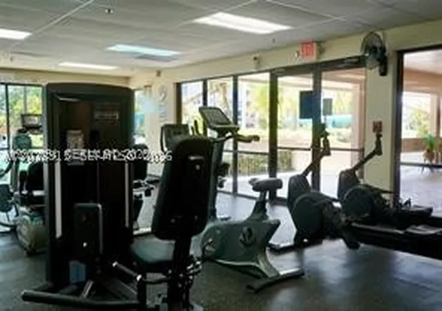 Listing Photo 5 - Condo for sale in building located at 9360 Sunrise Lakes Blvd, Sunrise, FL 33322 - Unit #302