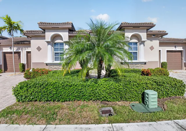3rd image of 15020 Via Porta, Delray Beach, FL 33446 | MLS# B26065948