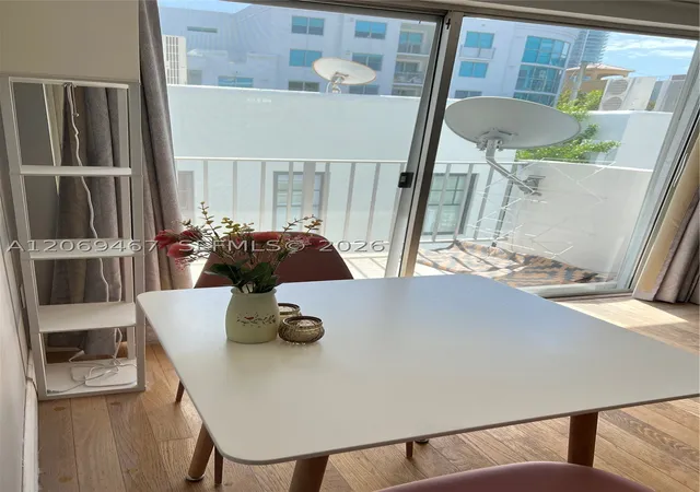 Listing Photo 1 - Condo for sale in building located at 221 Meridian Ave, Miami, FL 33139 - Unit #305