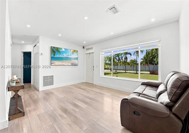 Photo 3 of Single family home for sale at 681 W 55th Pl, Hialeah, FL 33012 | MLS# A12073741 | Listing updated on 2026-10-01