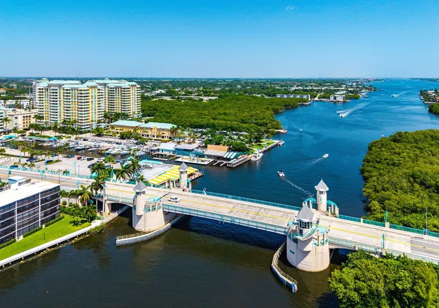 3rd image of 625 Casa Loma Blvd #508, Boynton Beach, FL 33435 | MLS# B26066270