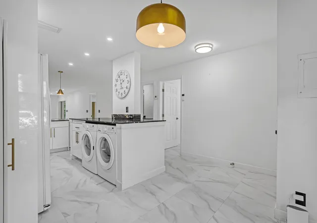 3rd image of 13233 Lucinda Palm Ct #B, Delray Beach, FL 33484 | MLS# B26066316