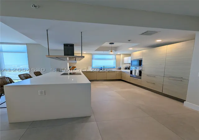 Photo 3 of Condo for sale at 17301 Biscayne Blvd #1501, North Miami Beach, FL 33160 | MLS# A12054530 | Listing updated on 2026-09-30