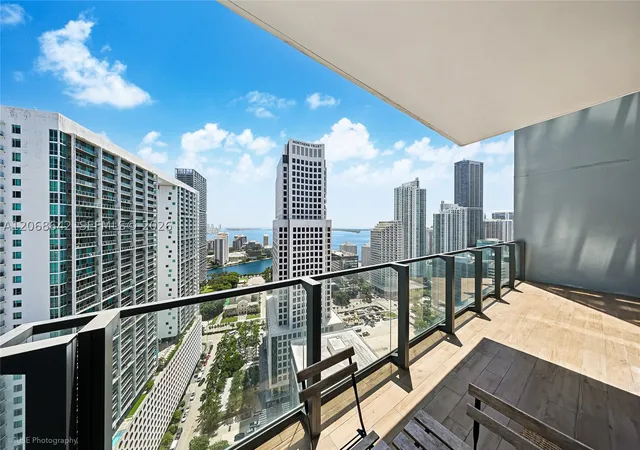 Condo for sale at 68 Se 6Th St #2909, Miami, FL 33131 | MLS# A12068642 | Listing updated on 2026-09-30