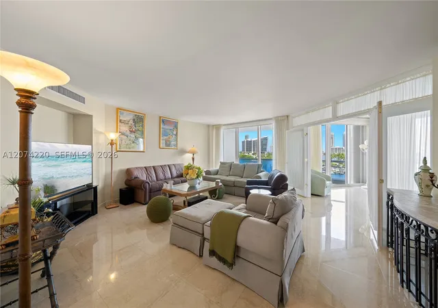 Photo 4 of Condo for sale at 7000 Island Blvd #609, Aventura, FL 33160 | MLS# A12074220 | Listing updated on 2026-10-02