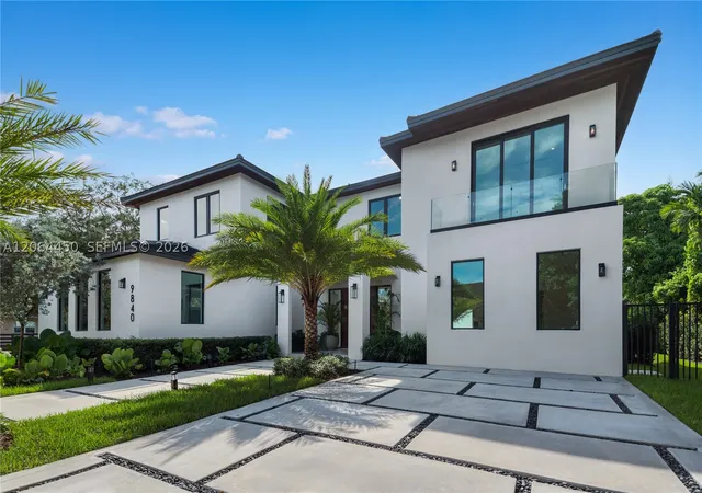 Photo 2 of Mansion for sale at 9840 Sw 73rd Ct, Pinecrest, FL 33156 | MLS# A12064450 | Listing updated on 2026-10-08