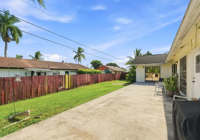 28th image of 9179 Honeywell Rd, Lake Worth, FL 33467 | MLS# B26066446