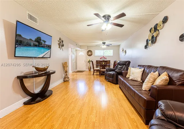 Photo 3 of Condo for sale at 300 S Hollybrook Dr #105, Pembroke Pines, FL 33025 | MLS# A12074295 | Listing updated on 2026-10-09