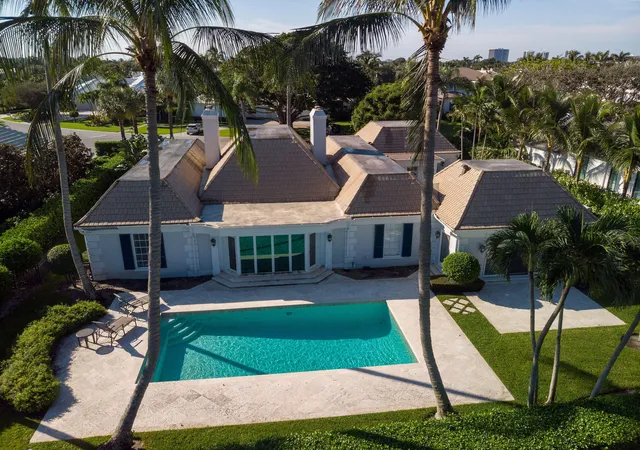 2nd image of 971 Lake House Dr, North Palm Beach, FL 33408 | MLS# B26066489