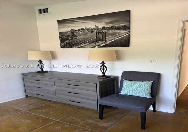 Photo 4 of Single family home for sale at 935 Polk St, Hollywood, FL 33019 | MLS# A12072141 | Listing updated on 2026-08-20
