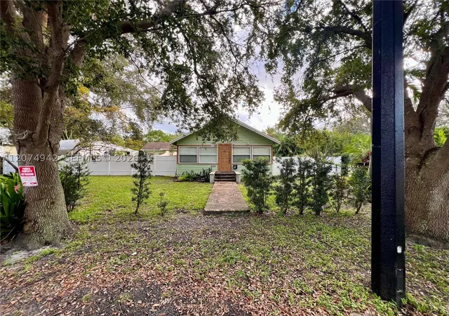 1st image of 400 Ne 3rd St, Pompano Beach, FL 33060 | MLS# A12074942