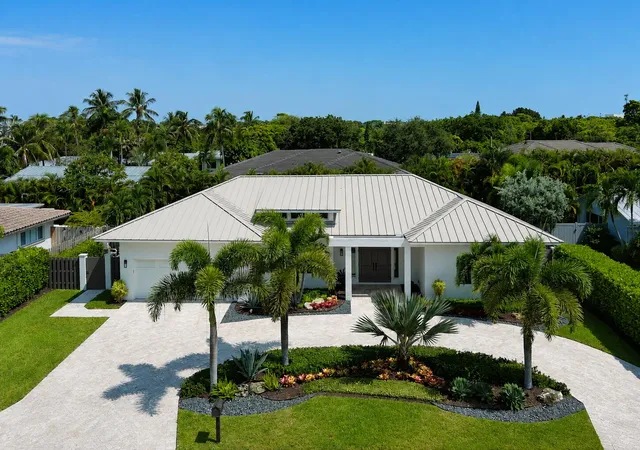 1st image of 115 Ne 16th Ct, Delray Beach, FL 33444 | MLS# B26066600