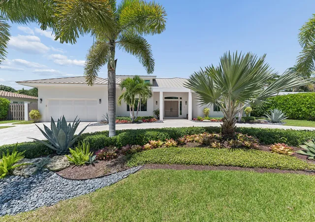2nd image of 115 Ne 16th Ct, Delray Beach, FL 33444 | MLS# B26066600