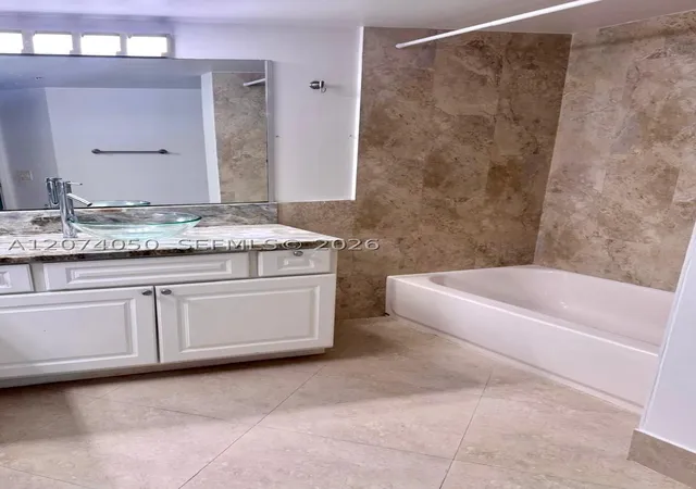 21st image of 800 Scotia Dr #103, Hypoluxo, FL 33462 | MLS# A12074050