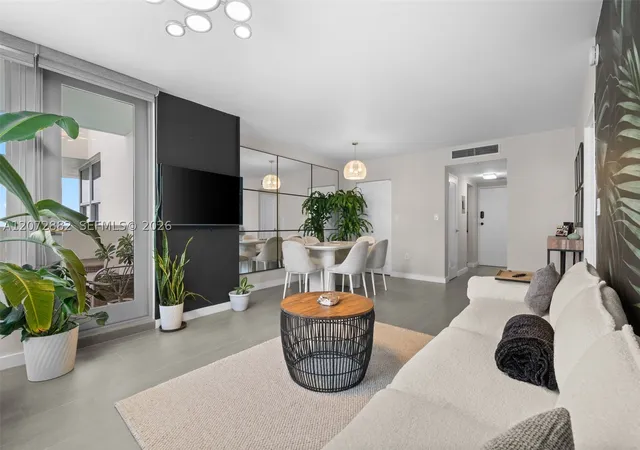 Photo 3 of Sale Pending at 2899 Collins Ave #1624, Miami Beach, FL 33140 | MLS# A12072882 | Listing updated on 2026-10-06