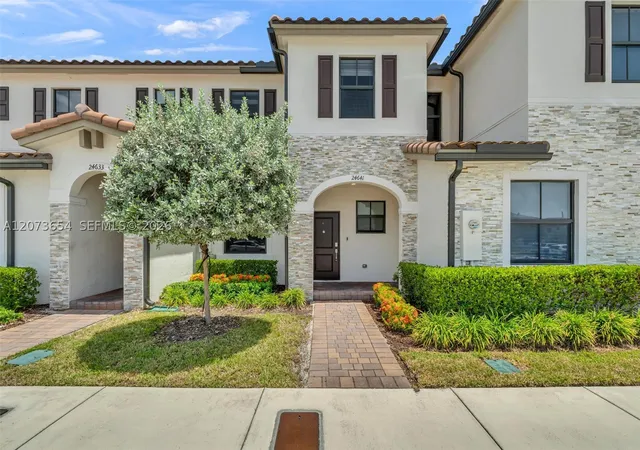 Photo 3 of Townhouse for sale at 24641 Sw 117Th Path, Homestead, FL 33032 | MLS# A12073654 | Listing updated on 2026-10-06