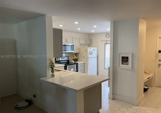 Photo 2 of Condo for sale at 1000 Ne 14Th Ave #211, Hallandale Beach, FL 33009 | MLS# A12075134 | Listing updated on 2026-09-24
