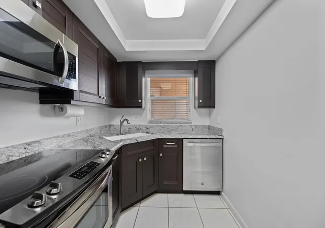 4th image of 725 N Riverside Dr #203, Pompano Beach, FL 33062 | MLS# B26067659