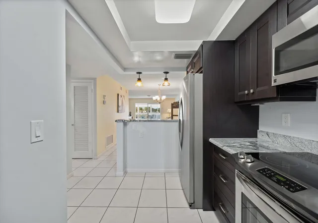 5th image of 725 N Riverside Dr #203, Pompano Beach, FL 33062 | MLS# B26067659