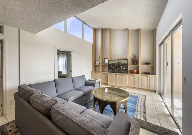 3rd image of 2540 Boundbrook Blvd #204, Palm Springs, FL 33406 | MLS# B26069460