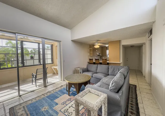 5th image of 2540 Boundbrook Blvd #204, Palm Springs, FL 33406 | MLS# B26069460