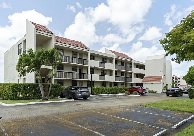 Condo for sale at 112 Lake Emerald Dr #209, Oakland Park, FL 33309 | MLS# B26069664 | Listing updated on 2026-08-28