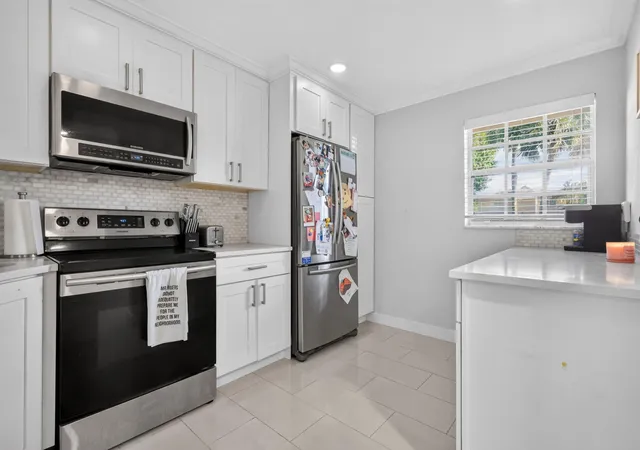 2nd image of 3011 Linton Blvd #103D, Delray Beach, FL 33445 | MLS# B26070157