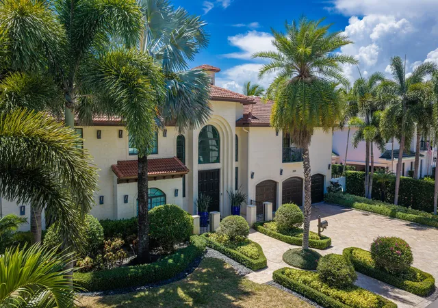 2nd image of 2808 Ne 20th Court, Fort Lauderdale, FL 33305 | MLS# B26070278