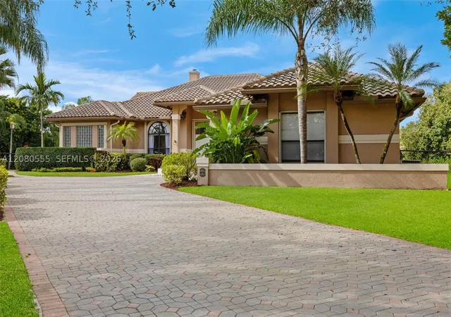 Photo 2 of Single family home for sale at 11613 Nw 5th Street, Plantation, FL 33325 | MLS# A12080555 | Listing updated on 2026-10-08